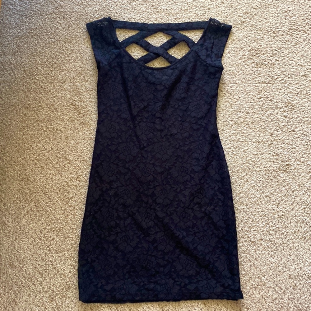 Nollie Medium Black Lace Dress